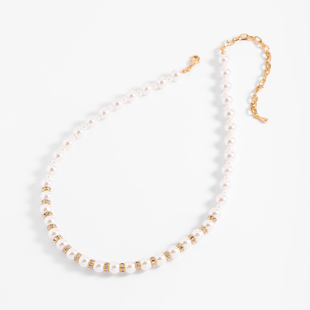 New Pearl and 18k gold necklace with crystal stones
